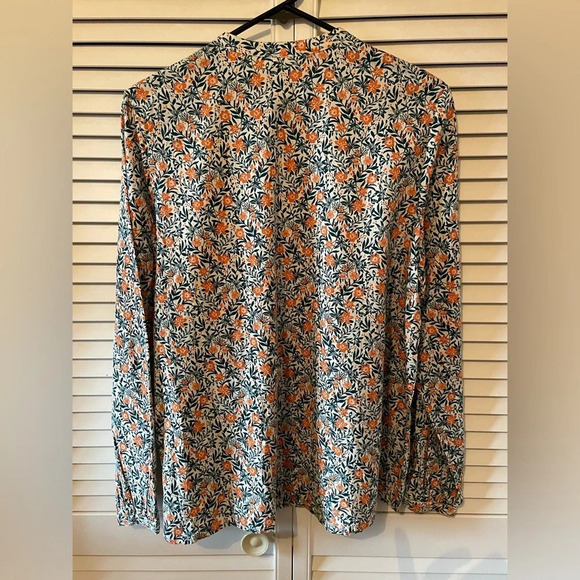 NWOT St. John’s Bay Floral Button Down Long Sleeve Ruffle Front Size Medium Top - Picture 6 of 11